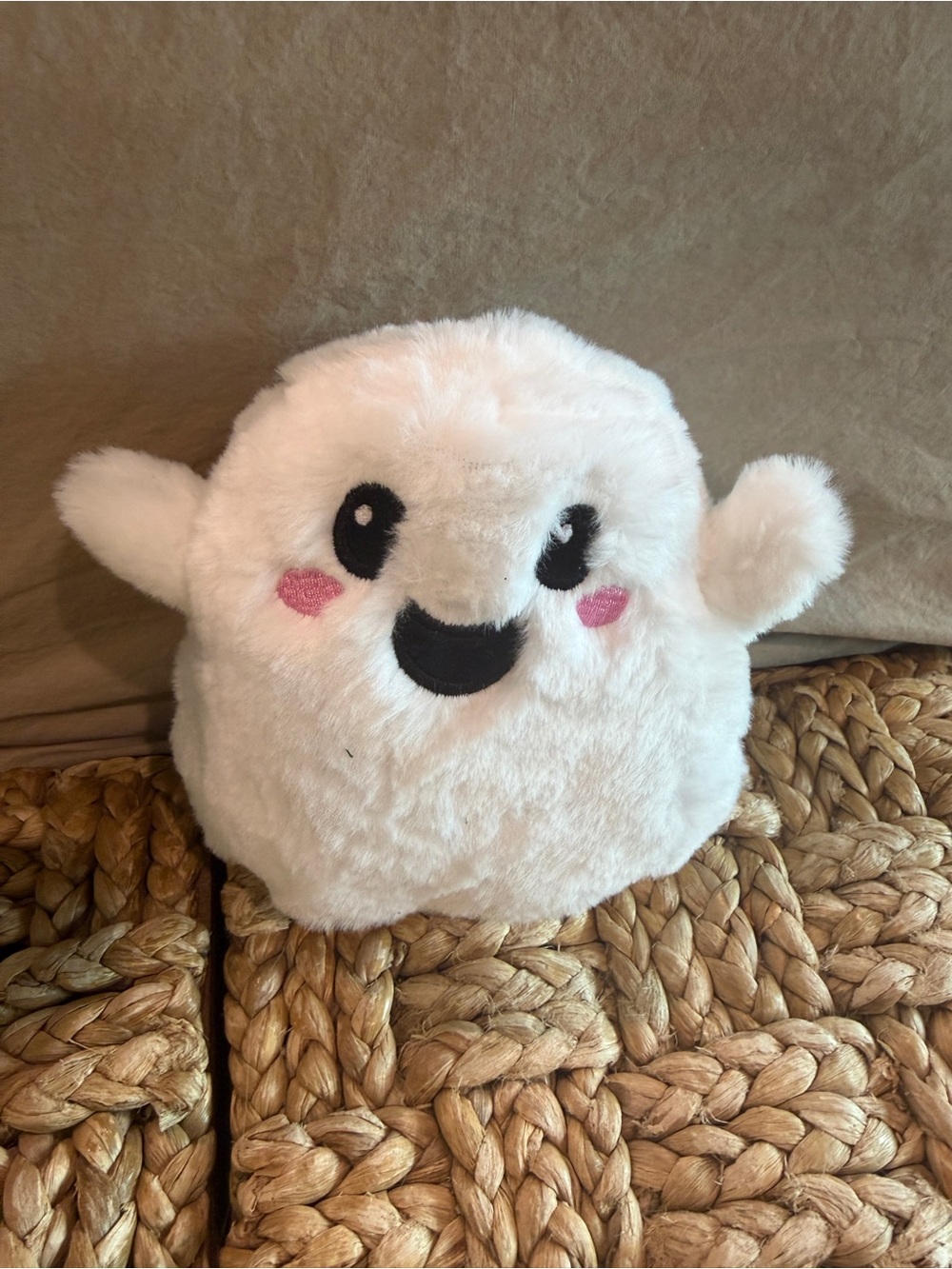 SHOP@UNIS Plush White Smiling Ghost Stuffed Toy